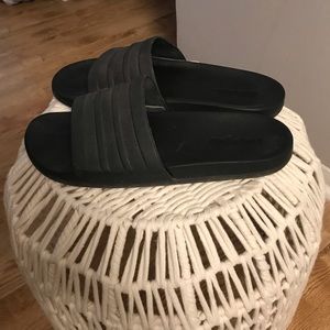 Men’s adidas adilette comfort slides size 12